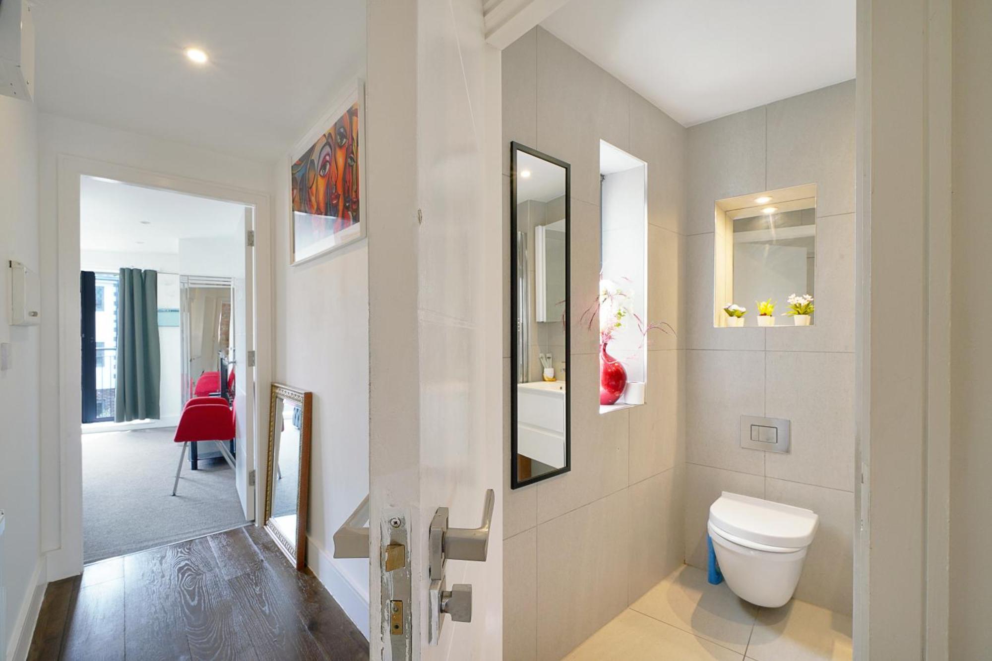 360 Cosy Greenwich Apartment *